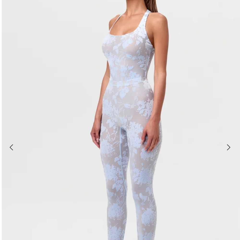 Naked Wardrobe White Floral Leggings